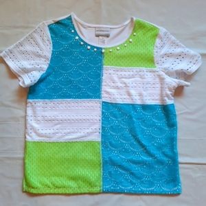 Alfred Dunner Color Block Crochet Front Casual SS Shirt Women's Size: Petite M